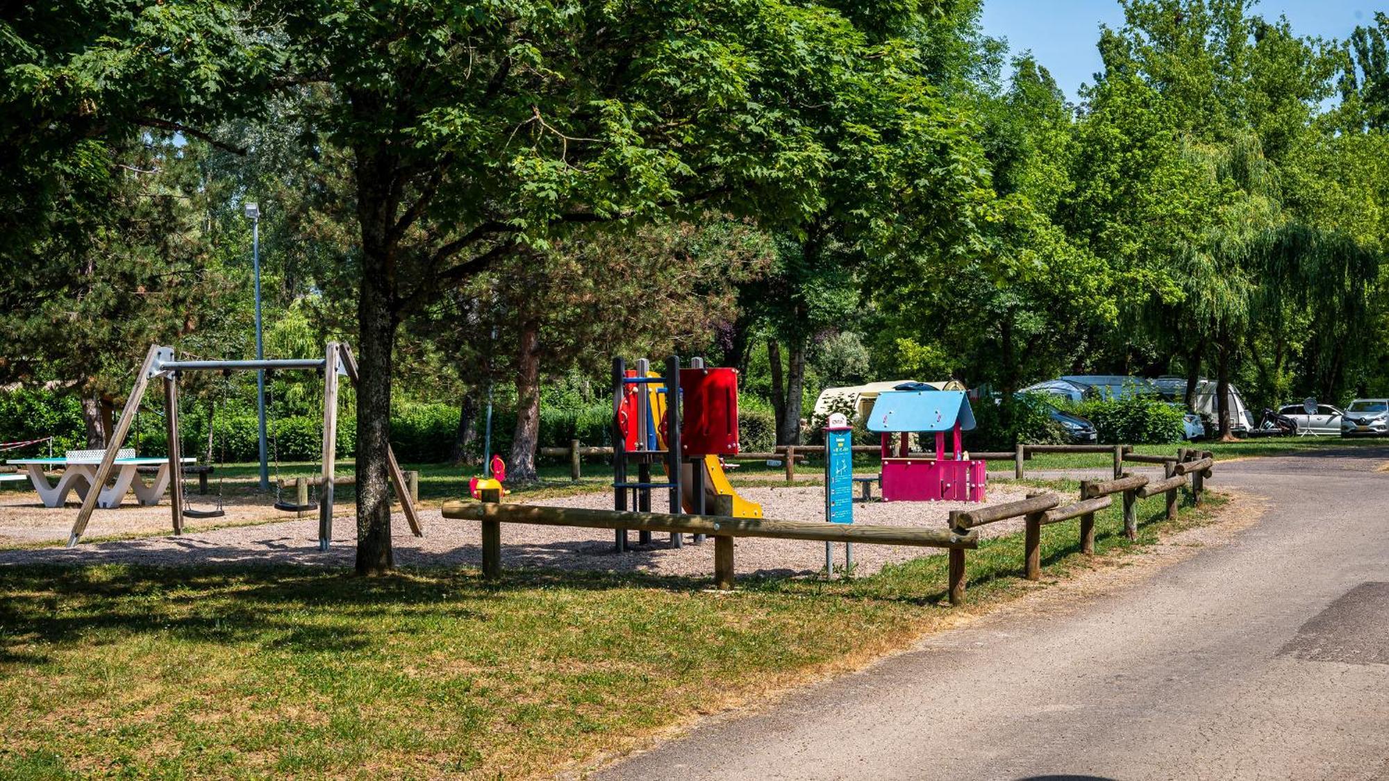 Camping Vesoul Vaivre-et-Montoille Экстерьер фото